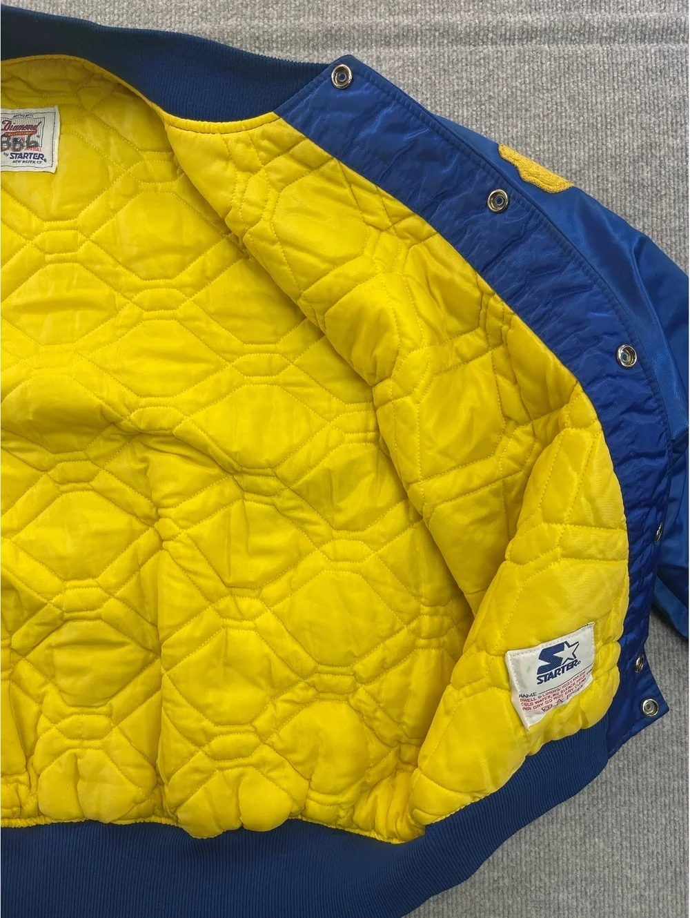 Vintage Milwaukee Brewers Starter Satin Jacket Size Large Blue MLB Bomber Snap